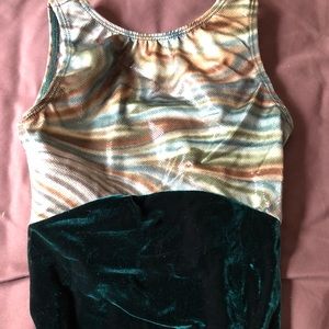 GK gymnastics leotard (xs)